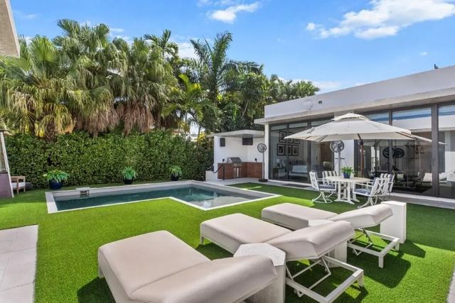 3 of 19 - 1845 Ne 124th Street, North Miami, FL