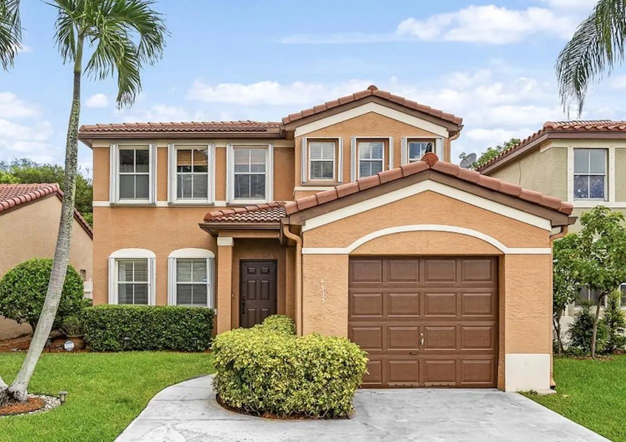 4303 Nw 1st Drive, Deerfield Beach