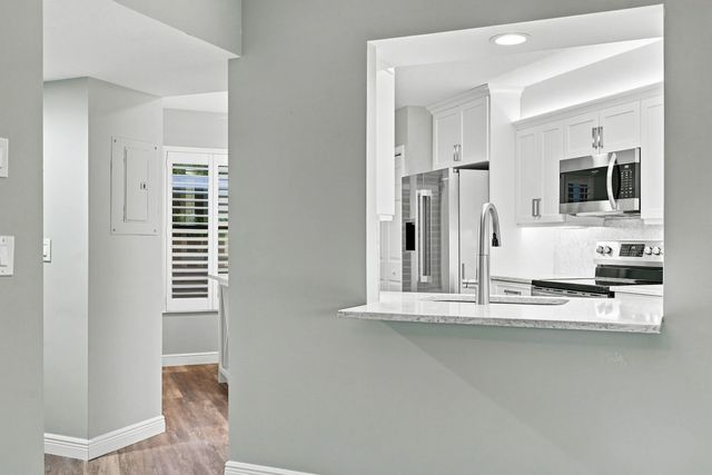 5 of 33 - 3410 Se Martinique Trace #102, Stuart, FL