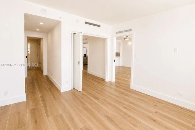 3 of 34 - 5601 Collins Avenue #1009, Miami Beach, FL