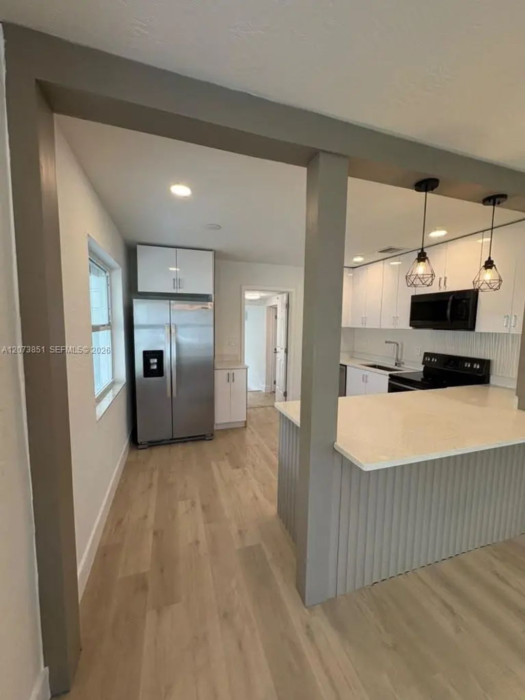 825 S 28th Avenue, Hollywood