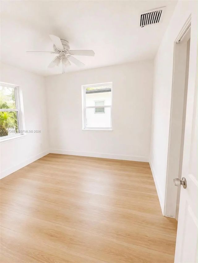 4 of 16 - 825 S 28th Avenue, Hollywood, FL