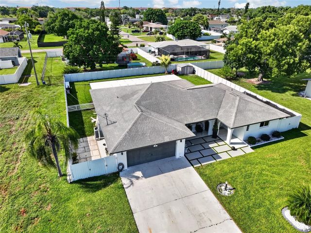 2 of 55 - 713 Se, Cape Coral, FL