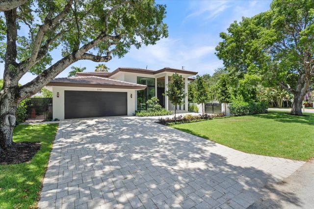 2 of 42 - 2265 Ne 30th Court, Lighthouse Point, FL
