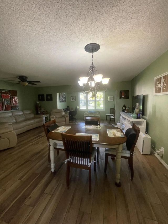 3 of 14 - 702 Lori Drive #195, Palm Springs, FL