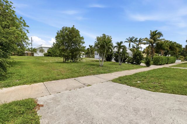 233 S Swinton Avenue, Delray Beach