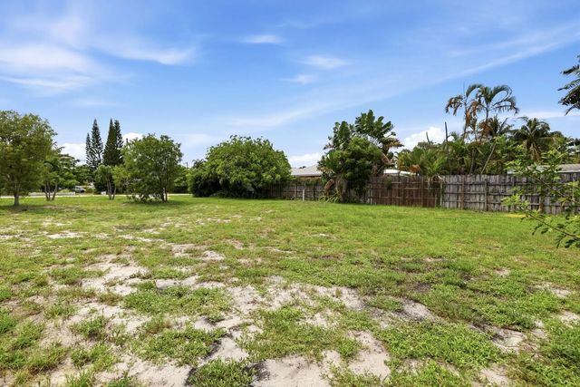 3 of 16 - 233 S Swinton Avenue, Delray Beach, FL