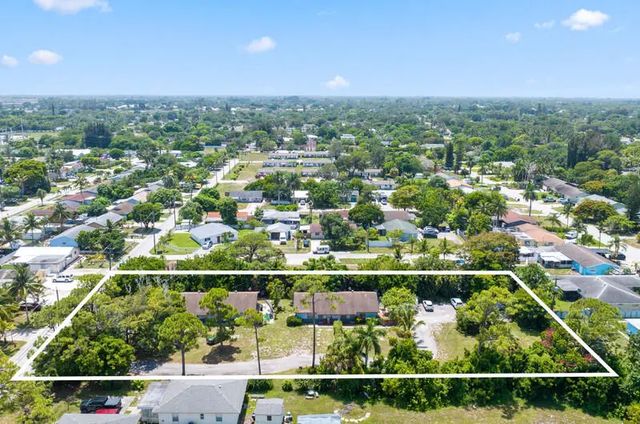 3 of 11 - 4309 Gulfstream Road, Lake Worth, FL