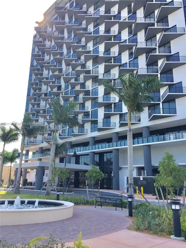 2 of 22 - 5300 Paseo Boulevard #410, Doral, FL