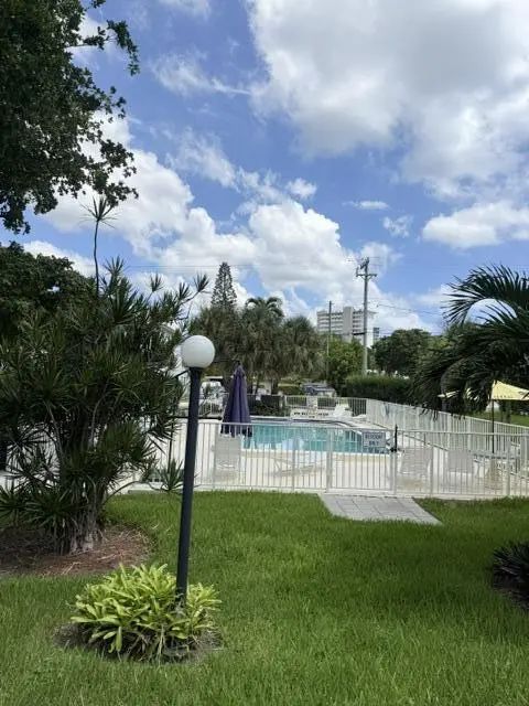 2060 Ne 1st Street #9, Deerfield Beach