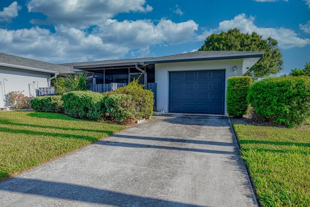 1706 N Dovetail Drive #h, Fort Pierce