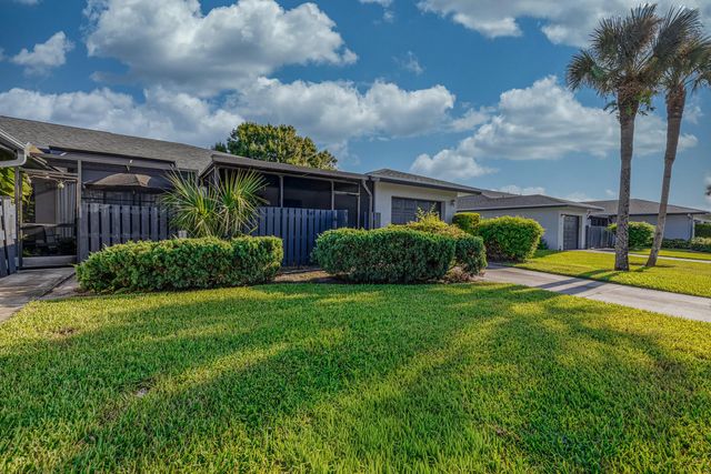 2 of 25 - 1706 N Dovetail Drive #h, Fort Pierce, FL