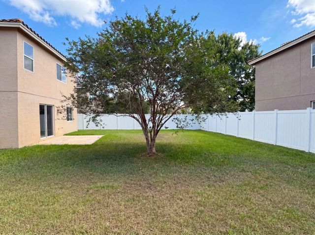 5 of 43 - 2883 Sw Cape Breton Drive, Port St. Lucie, FL