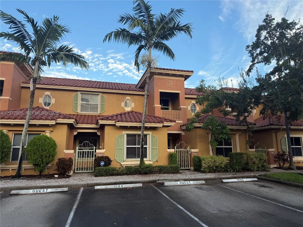 937 Sw 143rd Avenue #1605, Pembroke Pines