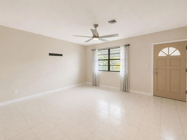 5 of 13 - 6960 Sw 18th Court, North Lauderdale, FL