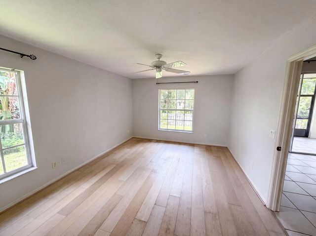 4 of 28 - 400 46th, Vero Beach, FL