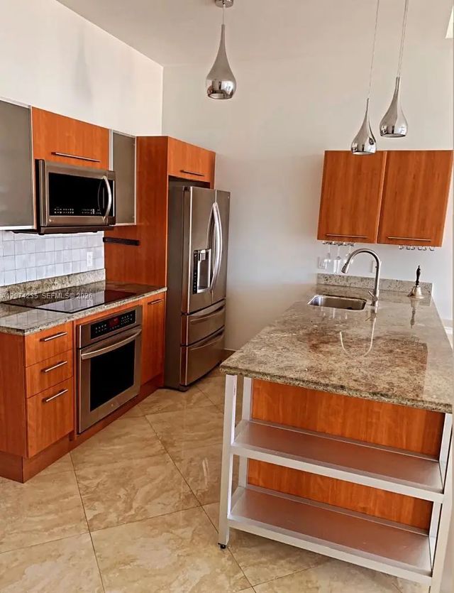 2 of 7 - 185 Sw 7th Street #4303, Miami, FL