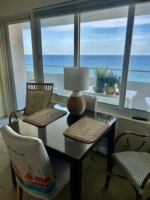 2 of 35 - 4050 N Ocean Drive #1509, Lauderdale-By-The-Sea, FL