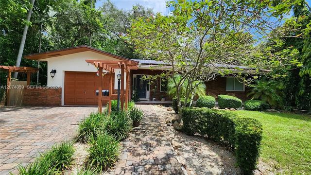 391 Ne 131st Street, North Miami