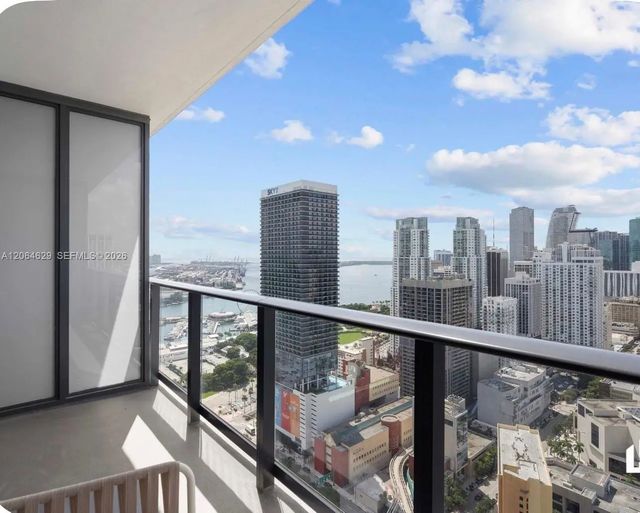 159 Ne 6th Street #3506, Miami