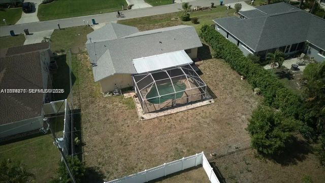 915 Se 20th Street, Cape Coral
