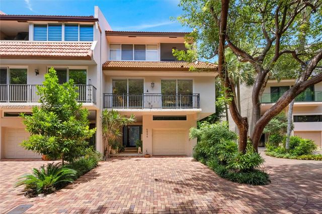 5996 Paradise Point Drive, Palmetto Bay