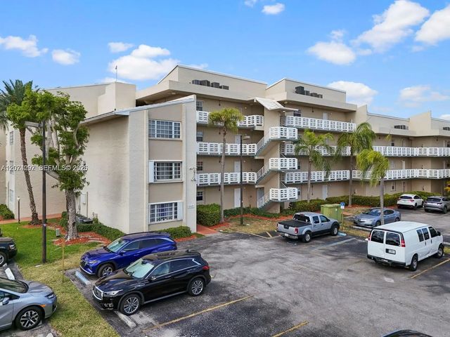 2 of 20 - 21121 Sw 85th Avenue #308, Cutler Bay, FL