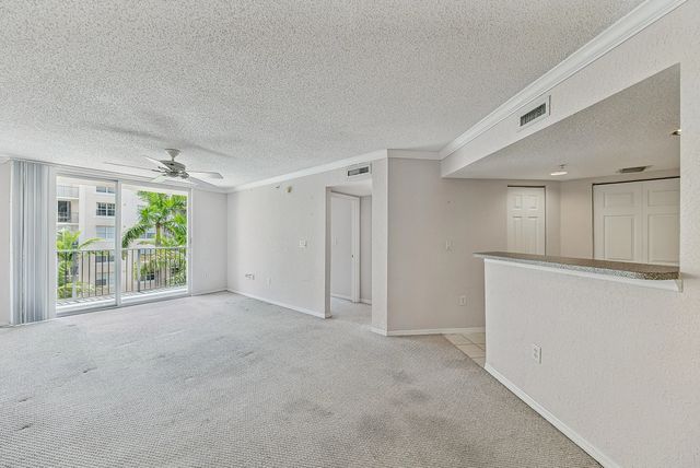 4 of 42 - 1801 N Flagler Drive #631, West Palm Beach, FL