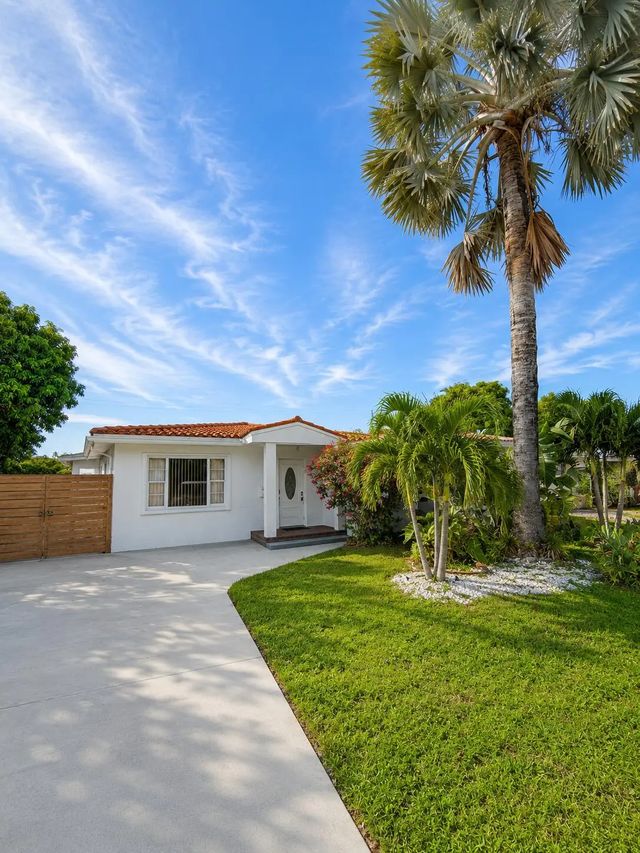 4730 Ne 3rd Avenue, Oakland Park