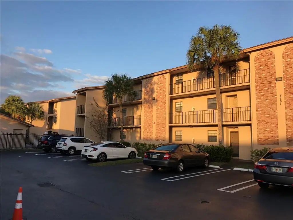 3351 Nw 85th Avenue #312, Coral Springs