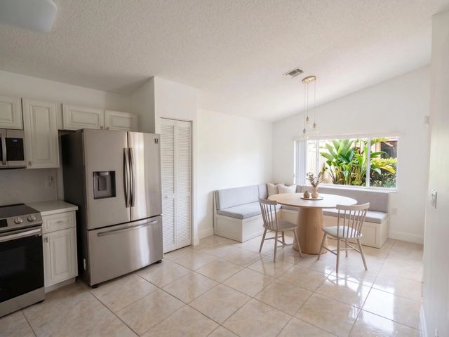3 of 12 - 17904 Sw 1st Street, Pembroke Pines, FL