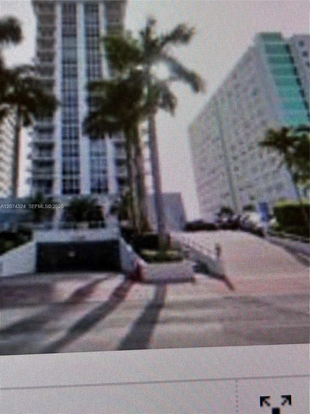 2 of 5 - 1228 West Avenue #609, Miami Beach, FL