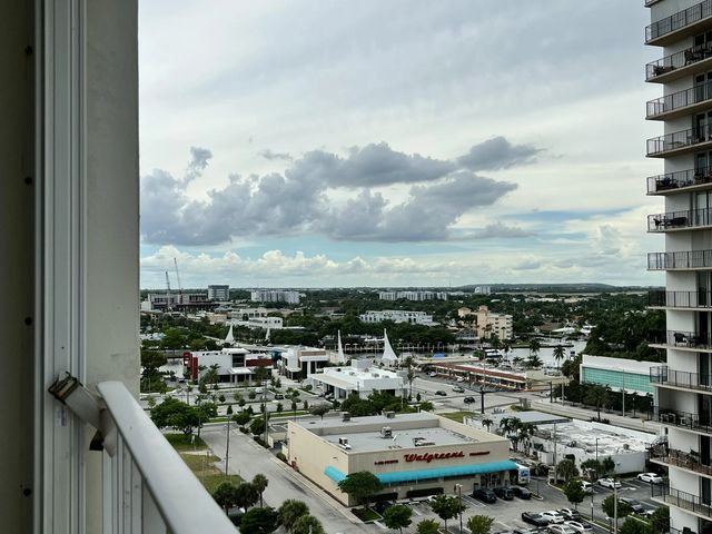 3 of 40 - 111 Briny Avenue #1405, Pompano Beach, FL