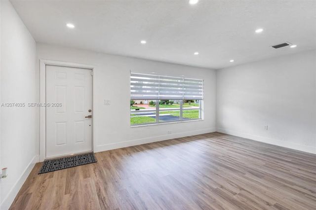 5 of 25 - 5937 Nw 16th Court, Sunrise, FL