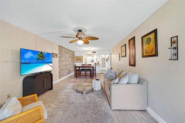 5 of 45 - 3241 Holiday Springs Boulevard #106, Margate, FL