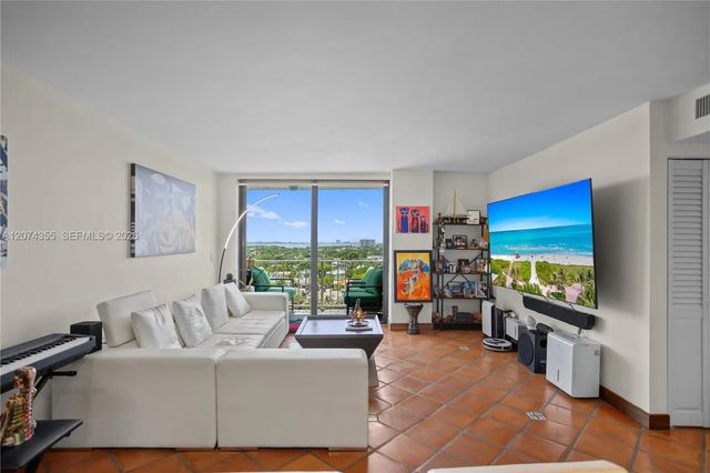 2350 Ne 135th Street #1204, North Miami