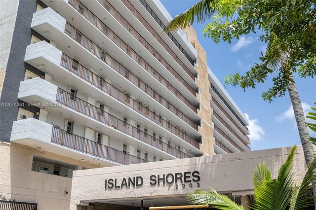 3 of 36 - 2903 N Miami Beach Boulevard #1003, North Miami Beach, FL