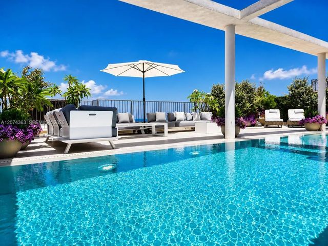 2 of 26 - 12 Hanamal Street #ph, , 