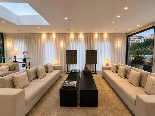 5 of 26 - 12 Hanamal Street #ph, , 