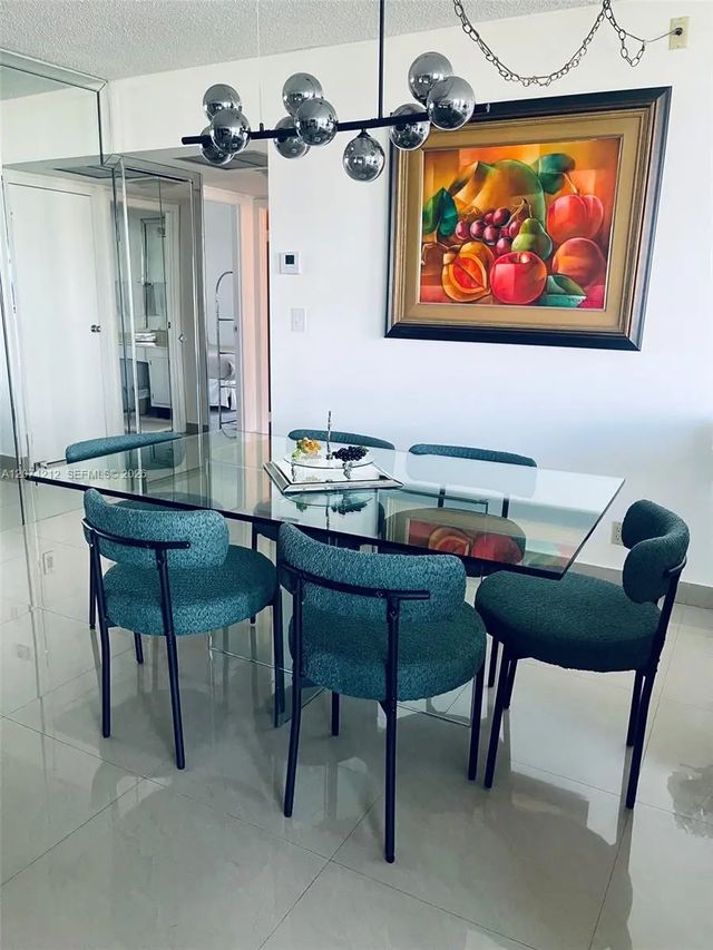 3 of 17 - 20379 W Country Club Drive #2433, Aventura, FL