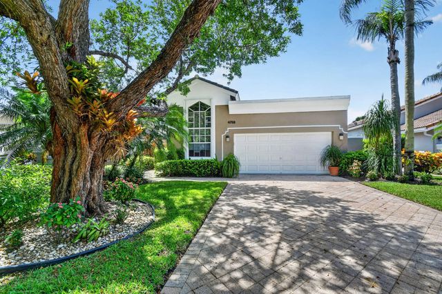4758 Carlton Golf Drive, Lake Worth