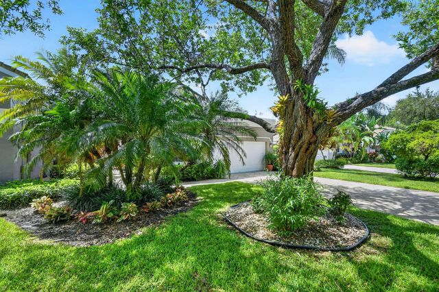 4 of 73 - 4758 Carlton Golf Drive, Lake Worth, FL
