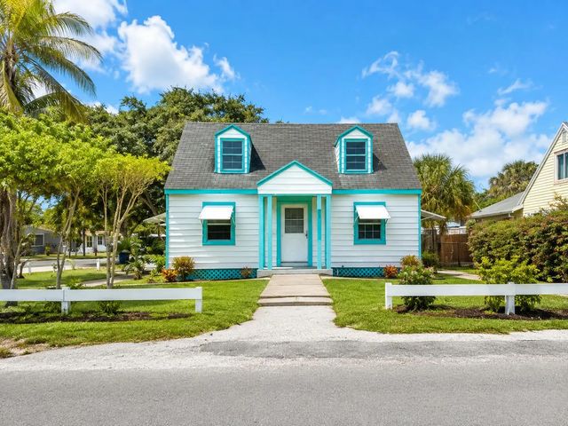 84 W 37th Street, Riviera Beach