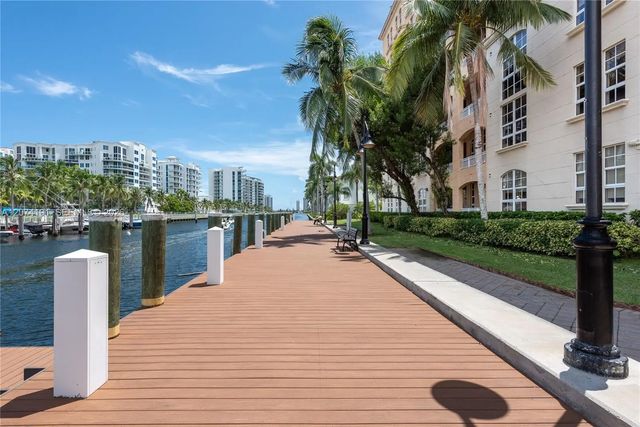 2 of 30 - 3001 Ne 185th Street #417, Aventura, FL