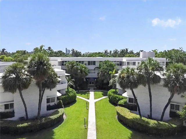 10190 Collins Avenue #204, Bal Harbour