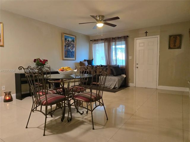 5 of 28 - 6626 Sw 1st Court, Pembroke Pines, FL