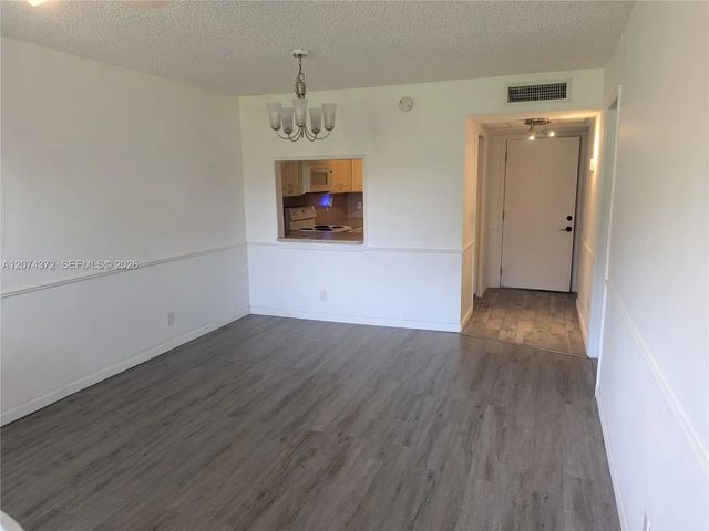 9471 Evergreen Place #106, Davie