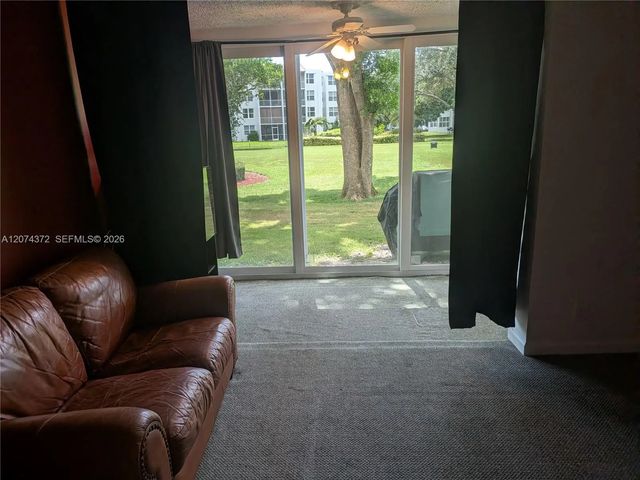 3 of 9 - 9471 Evergreen Place #106, Davie, FL