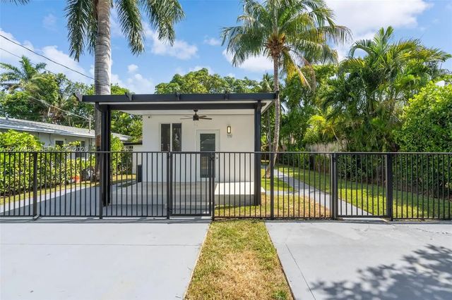 2 of 33 - 330 Nw 82nd Terrace, Miami, FL