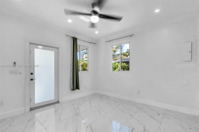 5 of 33 - 330 Nw 82nd Terrace, Miami, FL